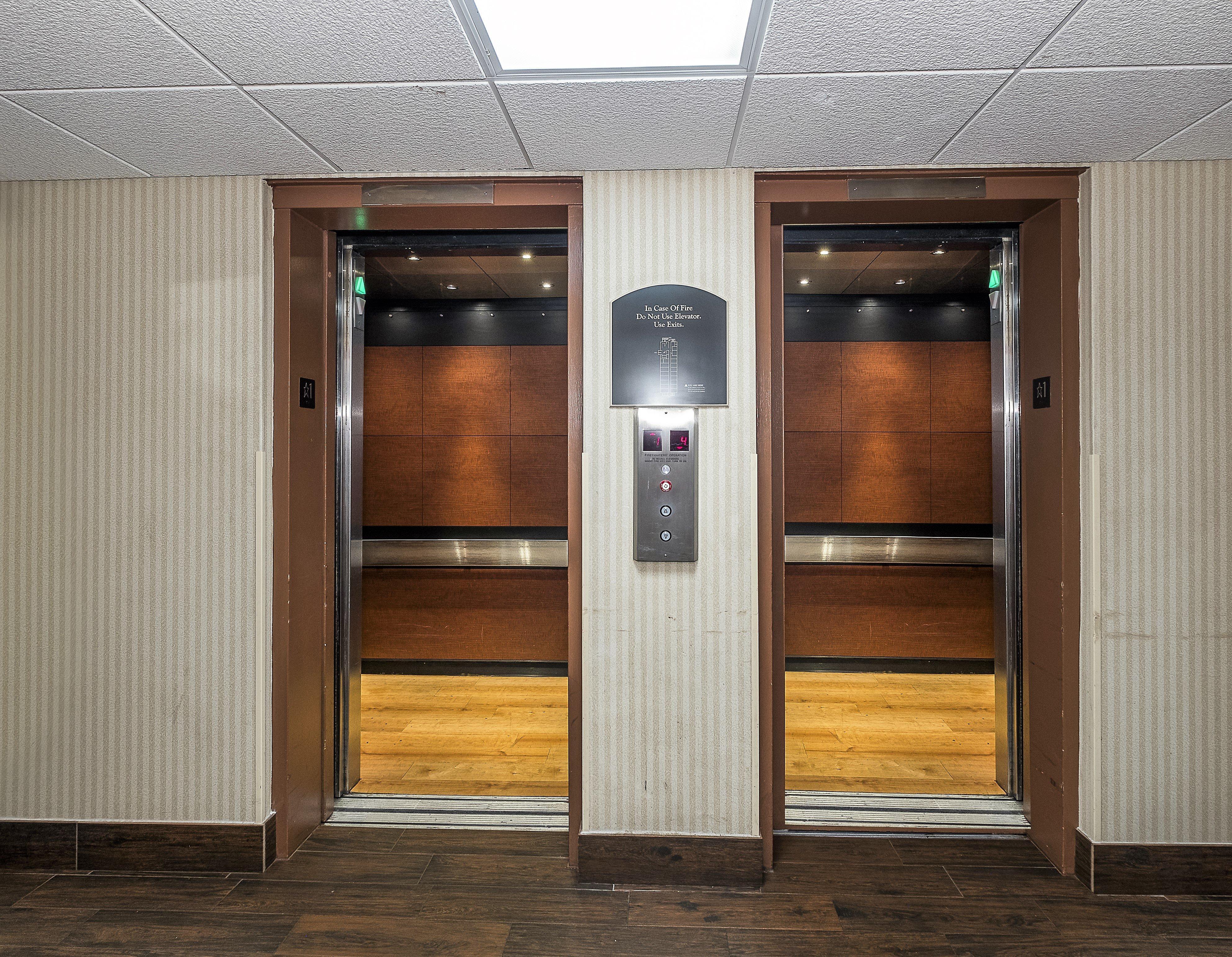 Red Roof Inn Hartford- Нью-Брітен Екстер'єр фото